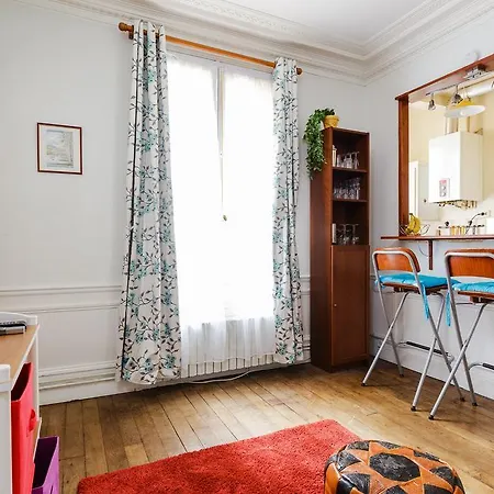 Daire Dalida, F2 A Montmartre Paris