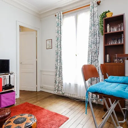 Daire Dalida, F2 A Montmartre *